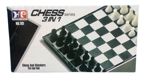 SZACHY WARCABY KÓŁKO I KRZYŻYK 3 W 1 PODRÓŻNE, pak 144 
trzy klasyczne gry planszowe w jednej kasetce: szachy, warcaby, kółko i krzyżyk, 
pudełko zawiera: dwustronną planszę, 56 bierek, 
wymiary pudełka: 19 x 10 x 3 cm