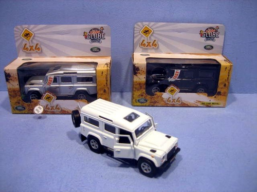 AUTO METAL LANDROVER L4X4I ŚW/DZWIĘKwycofane