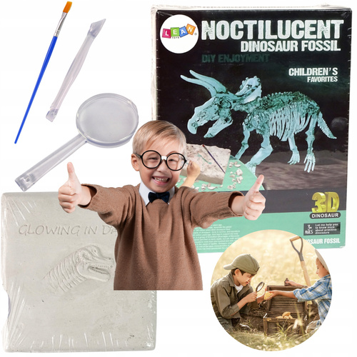 Skamielina Dinozaur Triceratops Model Szkieletu Świecący W Ciemności