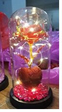 RÓŻA CZERWONA Z SERCEM + ŚWIECĄCE DODATKI KOPUŁA