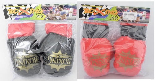 ZESTAW BOKSERSKI- RĘKAWICE SKAY WOREK 96/48
Wymiary 16x8x29 cm / Waga 0,225 kg