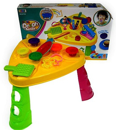 MASA CIASTO - STOLIK Z FOREMKAMI KARTON