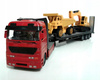 Autotransporter Z Dwoma Pojazdami Budowlanymi Metalowymi