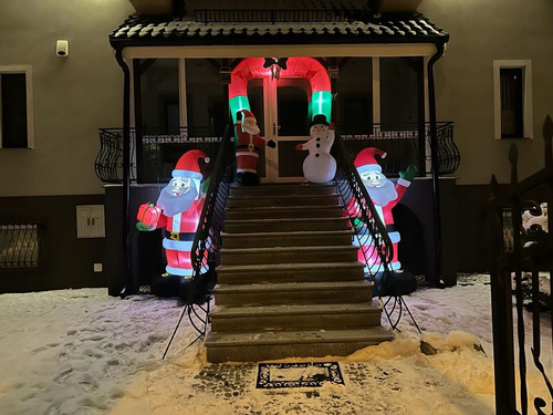 Dmuchana Dekoracja Świąteczna Bożonarodzeniowa Brama Mikołaj Bałwan 240 Led