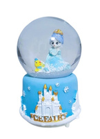 KULA ŚNIEŻNA DZIECKO I JELONEK ŚW/DŹW, pak 48 
kula 80 cm, światło i dźwięk, w środku figurka dziecka siedzącego na jelonku, 
wymiar: 80 cm