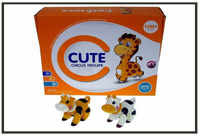 ZWIERZĘTA MALUCHA KROWA, RUCHOME NOGI, GŁOWA, OGON*12 11,5CM
(display 34x28x11cm)