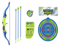 ŁUK Z TARCZĄ ZIELONO-NIEBIESKI, pak 72 
wymiary tarczy: 18 cm 
wymiary łuku: 57 cm 
wymiary strzał: 43,5 cm 
wymiary kołczanu: 15,5 cm
wymiary opakowania: 58 x 4 x 20 cm
